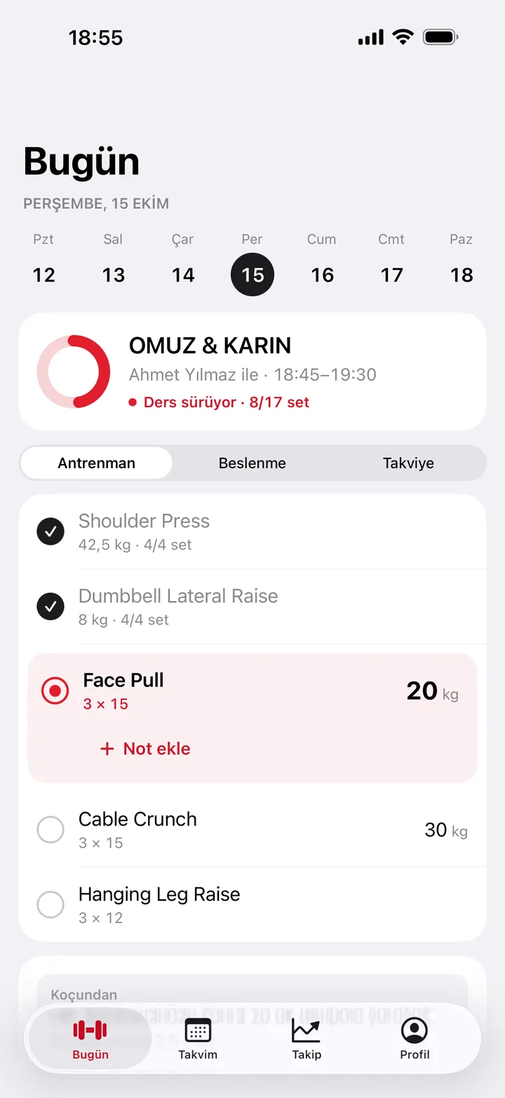 Üyenin Bugün ekranı: günün antrenmanı, ders ilerlemesi ve hareket listesi